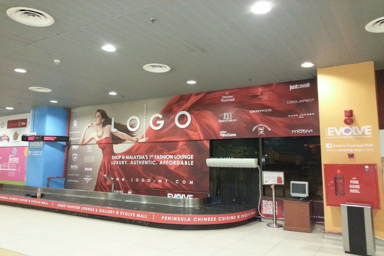 baggage carousel advertising