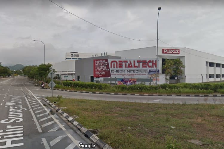 1 Sided Free Standing Billboard at Tun Dr. Lim Chong Eu Highway / Jalan Hilir Sungai Kluang 1 Junction, Penang
