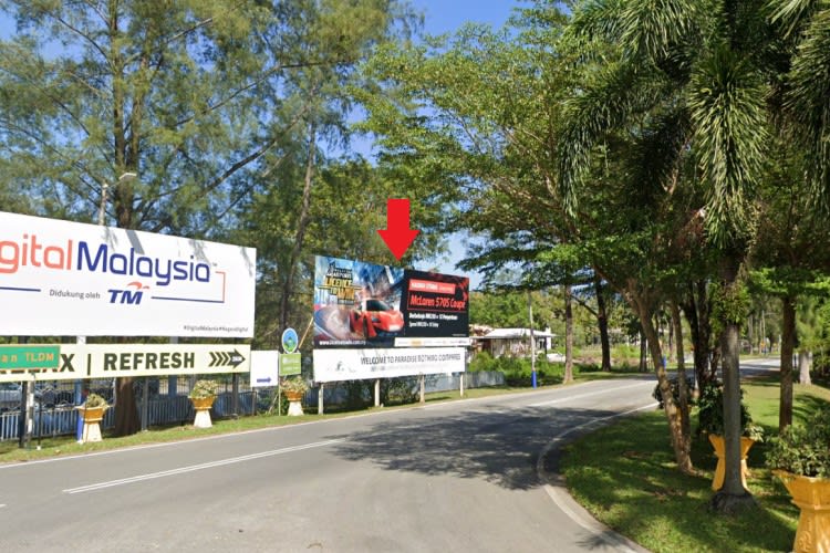 1 Panel Free Standing Billboard at Persimpangan Jalan Airport, Langkawi, Kedah