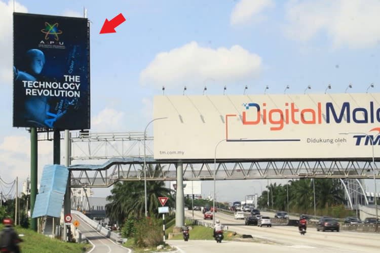 1 Panel Vertical Digital Screen Billboard at Federal Highway, Petaling Jaya, Selangor (A)