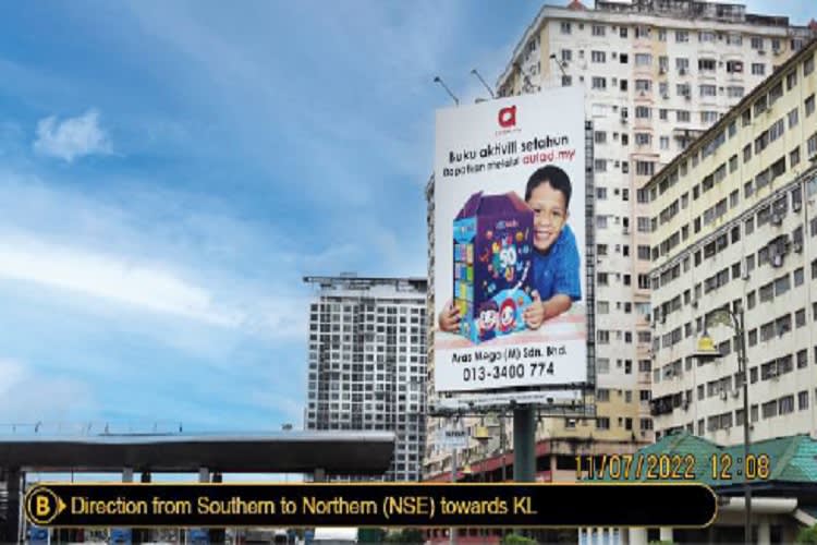 Vertical Unipole Billboard at Kuala Lumpur -Seremban Toll Plaza KM310.2, Sungai Besi, Kuala Lumpur