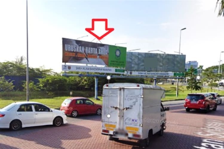 1 Panel Free Standing Billboard at Bulatan Selangor, Seksyen 15, Shah Alam, Selangor (from Karangkraf Mall)