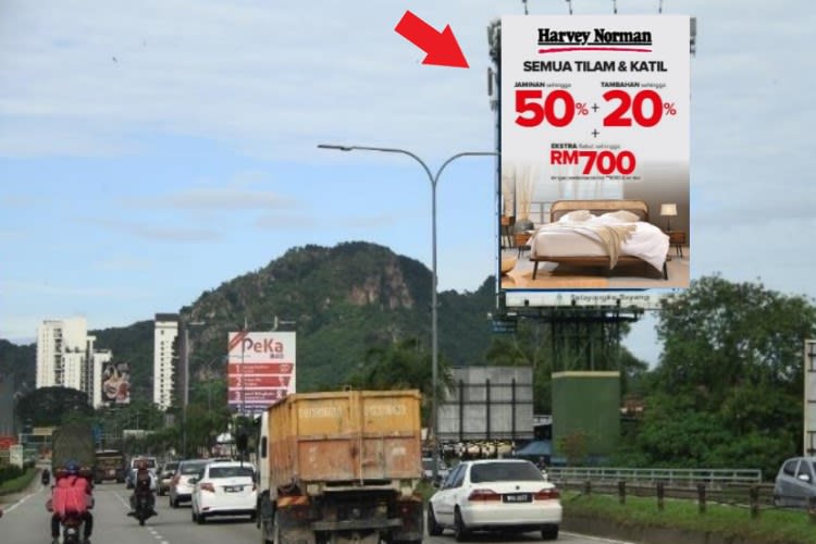1 Panel Vertical Digital Screen Billboard at Jalan Lingkaran Tengah 2, Gombak, Selangor