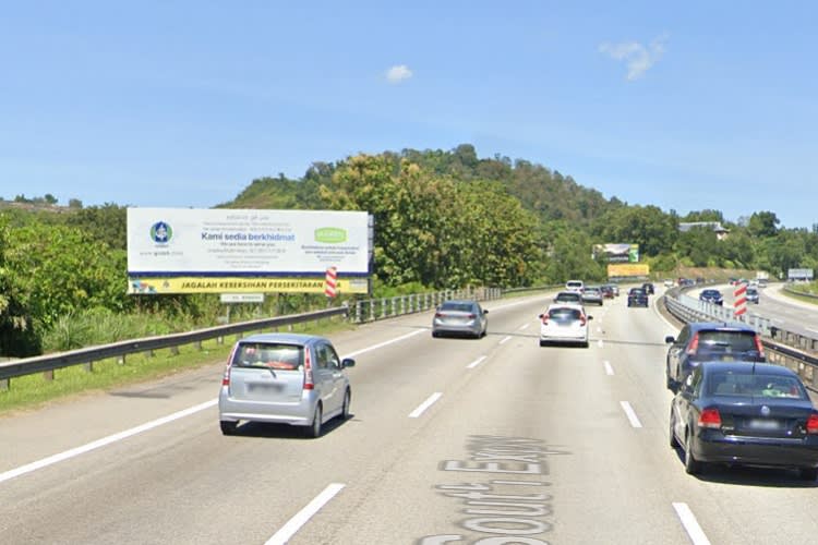 1 Panel Free Standing Billboard at NSE Highway KM 438, Rawang, Selangor (NB)