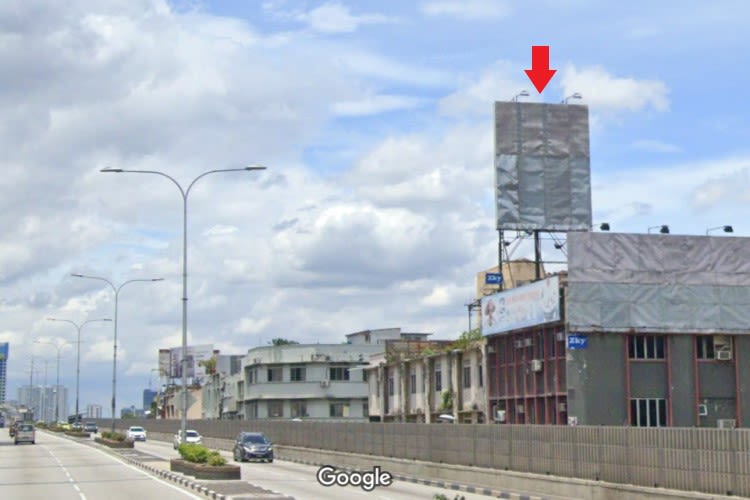 1 Sided Vertical Roof Top Billboard at Jalan Yew, Kuala Lumpur