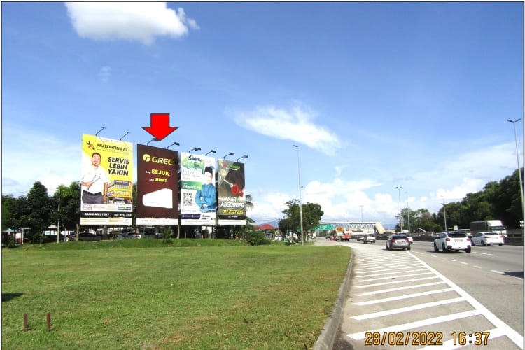 1 Sided Vertical Minipole Billboard at Jalan Sungai Ramal / SILK Highway, Kajang, Selangor