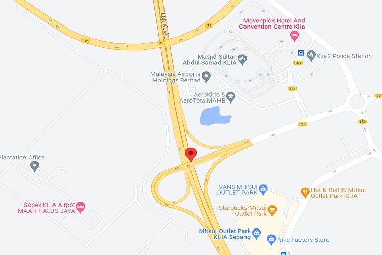 KLIA Highway KM8 / Flyover Jalan Perkeliling / Jalan LitarF1 Sepang, Sepang, Selangor (near Mitsui Outlet Park)