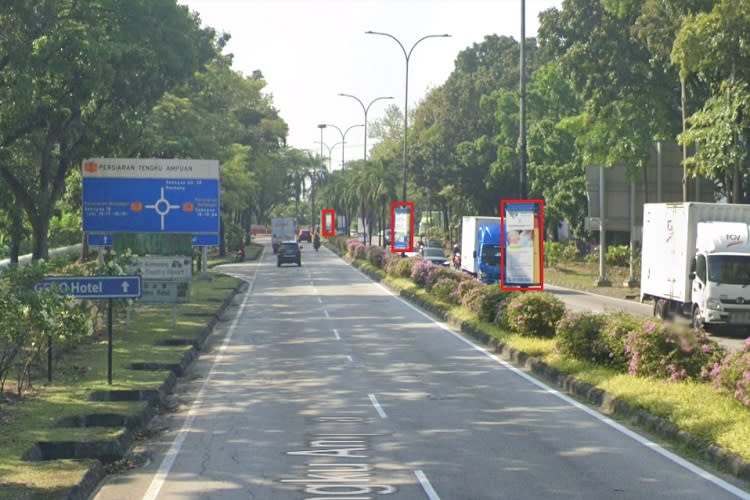 44 Sided Fixed Panel Street Bunting Billboard at Persiaran Tengku Ampuan, Seksyen 20, Shah Alam, Selangor