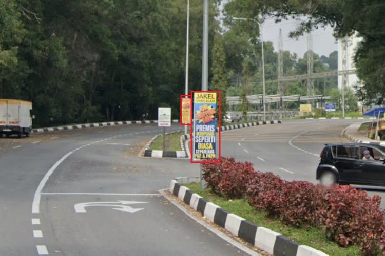 10 Sided Loose Street Buntings Billboard at Jalan Liku 8/1, Seksyen 8, Shah Alam, Selangor