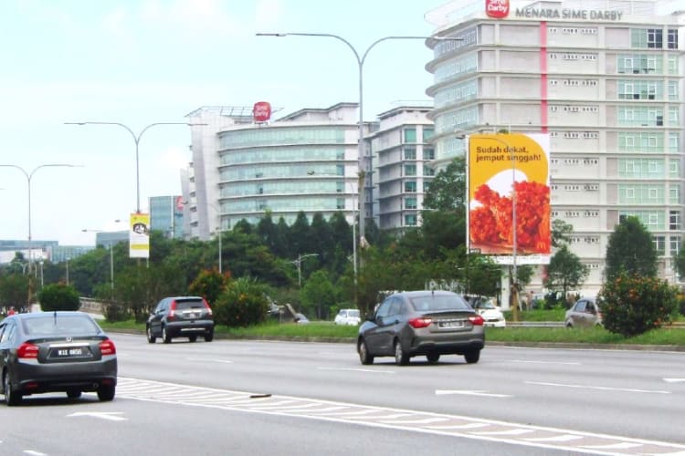 1 Sided Vertical Minipole Billboard at Jalan Lapangan Subang, Ara Damansara, Selangor (near Citta Mall)
