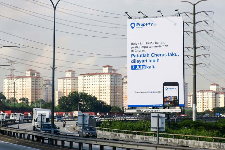 Highway Billboard Advertising in Malaysia 2023: Costs, Effectiveness, and Ownership