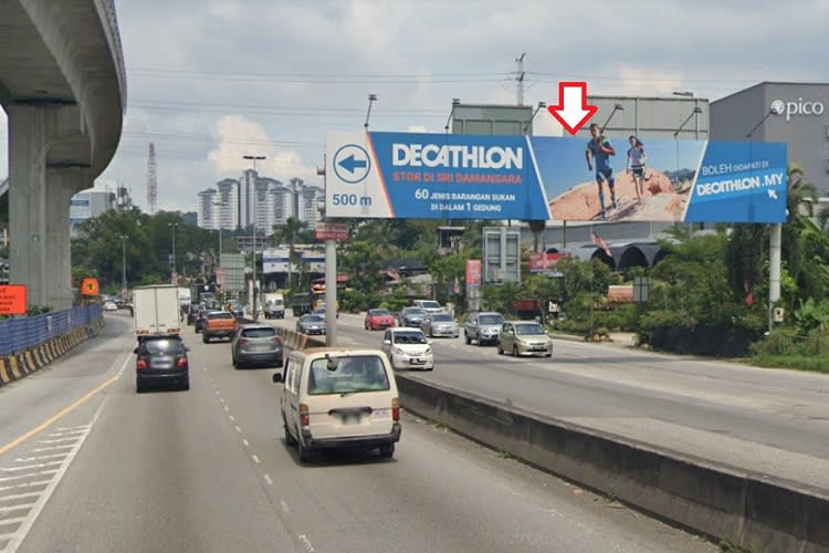 1 Sided Mini Gantry Billboard at Jalan Kuala Selangor / MRR2 Highway, Bandar Sri Damansara, Selangor