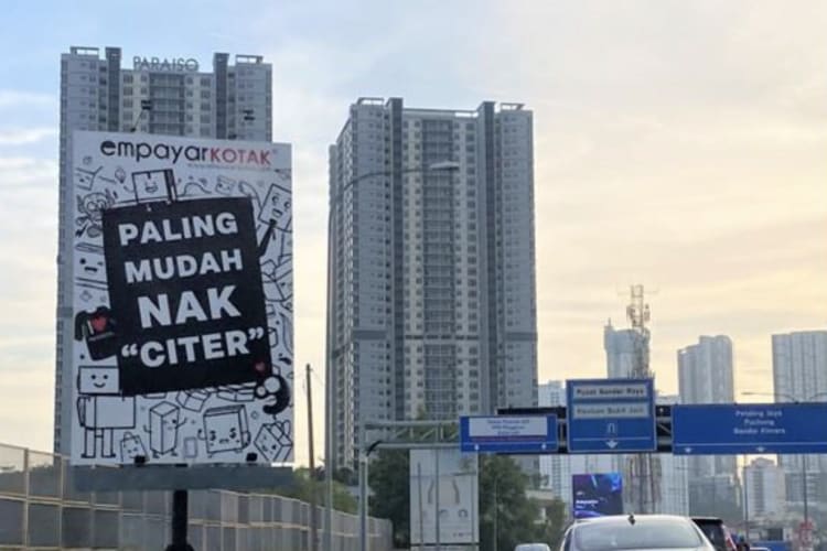 1 Panel Vertical Minipole Billboard at Bukit Jalil Highway TPM, Bukit Jalil, Kuala Lumpur