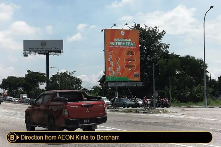 Vertical Minipole Billboard at Jalan Sultan Azlan Shah Utara, Ipoh, Perak