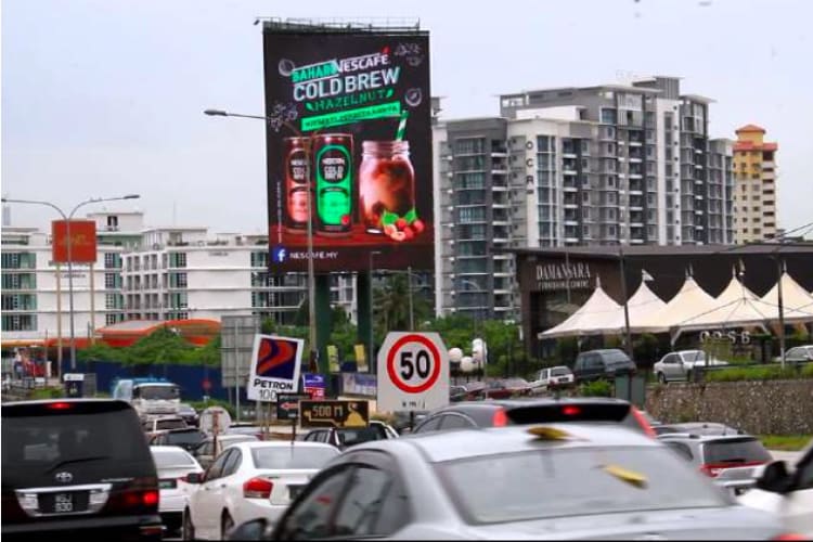 1 Panel Vertical Digital Screen Billboard at SPRINT Highway, Kayu Ara, Petaling Jaya, Selangor