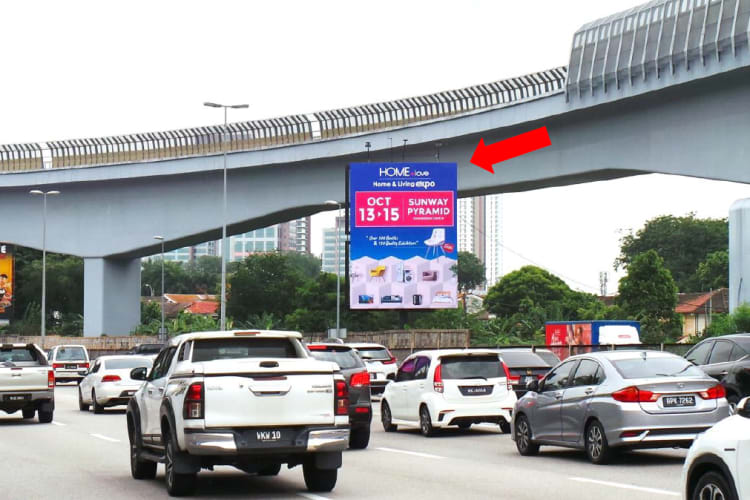 1 Panel Vertical Minipole Billboard at LDP - Damansara Utama/Bandar Utama, Damansara, Selangor (near One World)