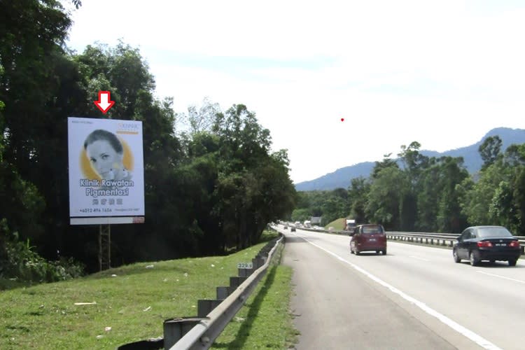 1 Sided Minipole Billboard at NSE Highway KM 329.9, Tapah, Perak