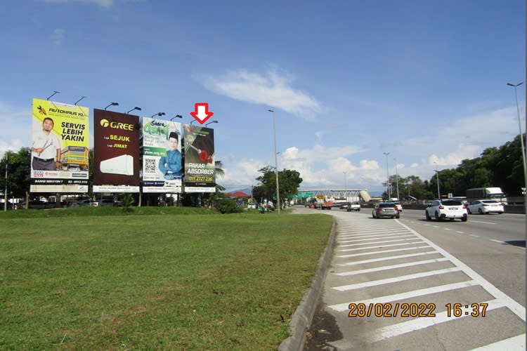 1 Sided Vertical Minipole Billboard at SILK Highway KM25.2 / Jalan Sungai Ramal, Kajang, Selangor