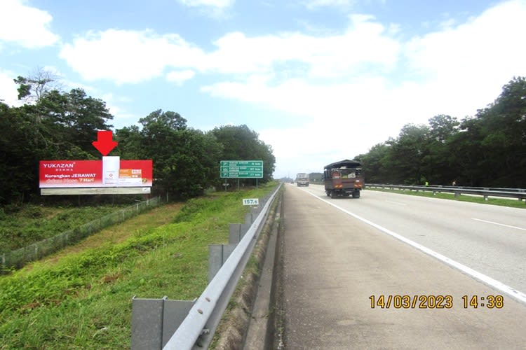 1 Panel Free Standing Billboard at East Coast Expressway KM157.60, Maran, Pahang
