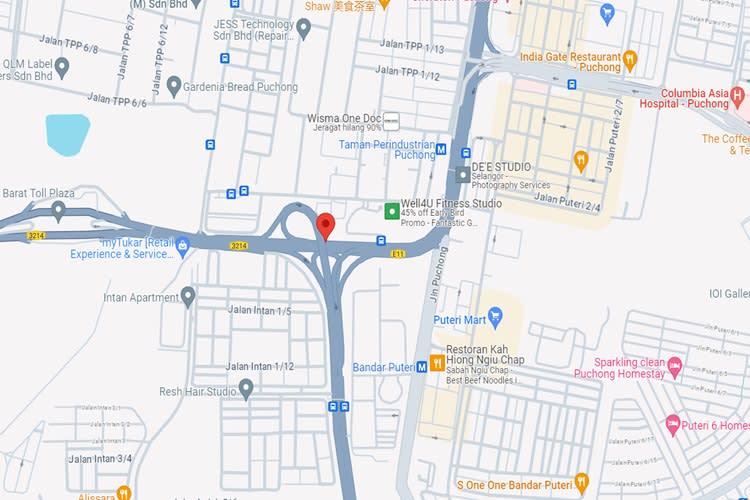 LDP Highway KM4.2, Puchong, Selangor (near Tractors Malaysia)