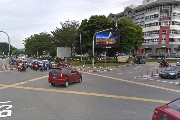 Horizontal Digital Screen Billboard at Jalan Ampang, Kuala Lumpur (near Ampang Point)