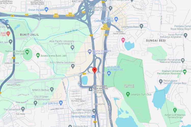 KL-Seremban Expressway, Sungai Besi, Kuala Lumpur (near Wisma Standard Chartered)