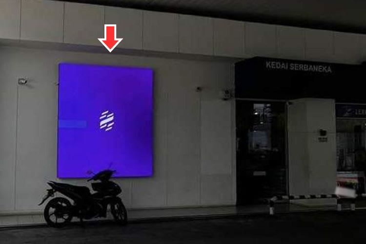 1 Panel Digital Screen Billboard at Petron Sungai Besi 2 Besraya, Kuala Lumpur-Seremban Expressway, Kuala Lumpur