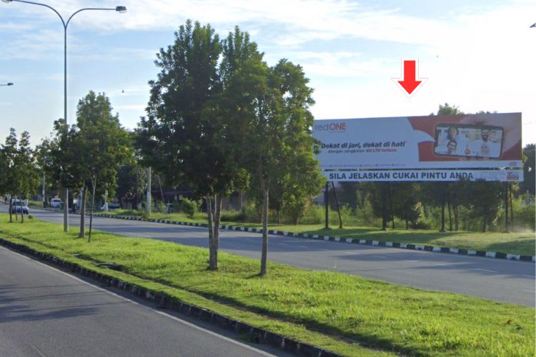 1 Panel Free Standing Billboard at Jalan Anak Bukit, Alor Setar, Kedah (entering Sultan Abdul Halim Airport)