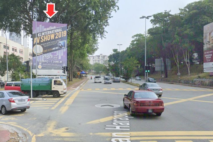 1 Panel Vertical Minipole Billboard at Jalan 19/8, Jalan Harapan, Petaling Jaya, Selangor