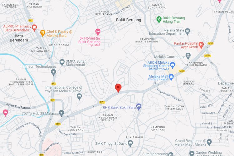 Jalan Tun Abdul Razak, Bukit Baru, Melaka (near AEON Melaka)