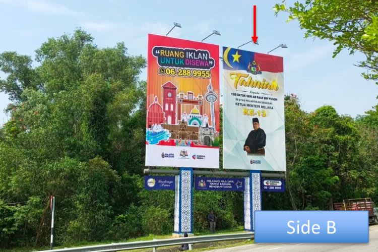 1 Panel Vertical Minipole Billboard at Jalan Tun Abdul Razak, Taman Indah, Melaka