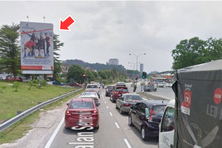 1 Sided Vertical Minipole Billboard at Jalan Semenyih, Kajang, Selangor (in front Pizza Hut)