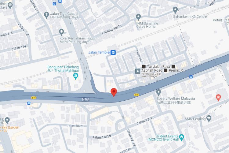 Jalan Kelang Lama, Petaling Jaya, Selangor (under bridge road of NPE Highway)