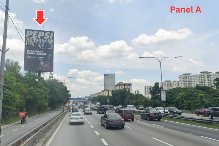 2 Sided Vertical Unipole Billboard at Federal Highway, Petaling Jaya, Selangor (beside Subang Golf Club)