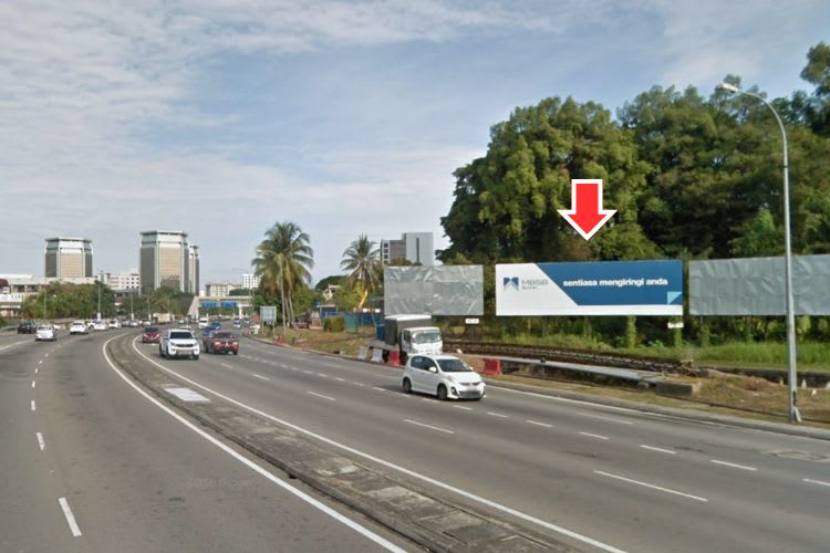 1 Panel Free Standing Billboard at Jalan Tuaran, Kota Kinabalu, Sabah (before Karamunsing Shopping Complex)