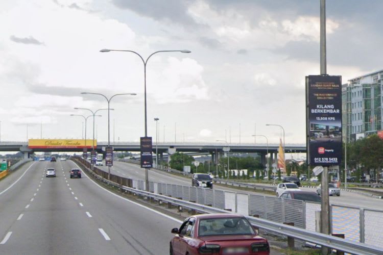 Federal Highway KM5.6 - KM4.7, Klang, Selangor (near AEON Mall Bukit Raja)