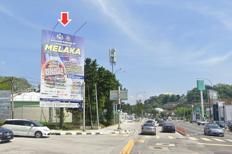 1 Sided Vertical Minipole Billboard at Jalan Maarof, Bangsar, Kuala Lumpur