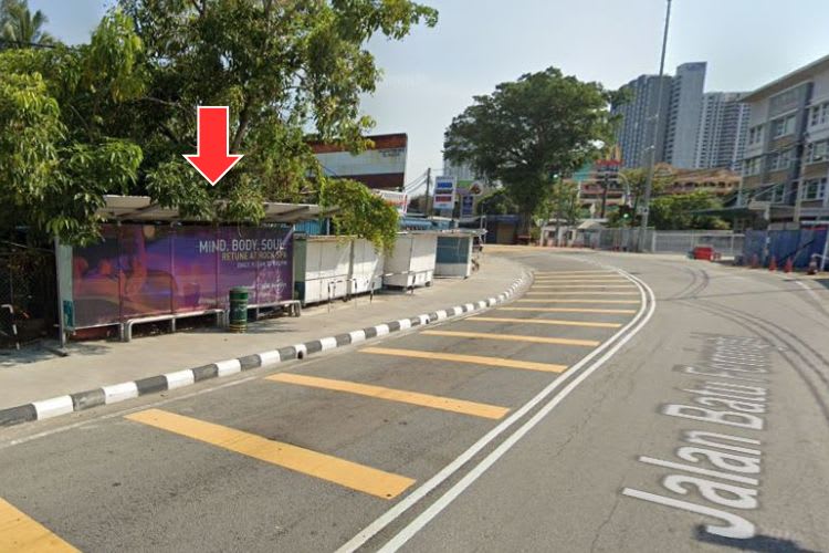 5 Panel Bus Shelter Billboard at Jalan Batu Ferringhi, Batu Ferringhi, Penang (5 panels)