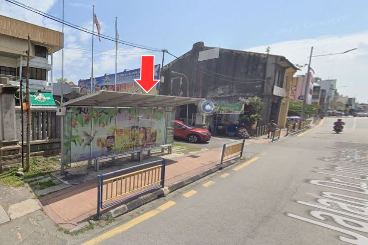 5 Panel Bus Shelter Billboard at Jalan Dr. Lim Chwee Leong, Georgetown, Penang (5 panels)