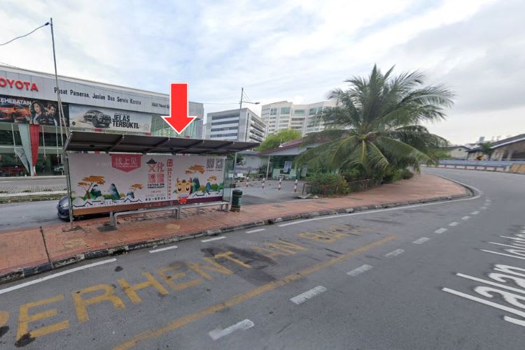 5 Panel Bus Shelter Billboard at Jalan Jelutong, Jelutong, Penang (5 panels)