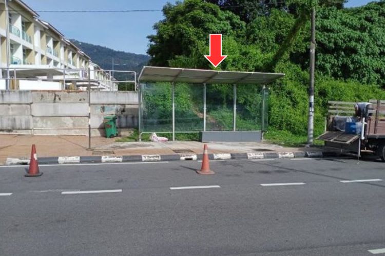 4 Panel Bus Shelter Billboard at Lebuhraya Thein Teik, Air Itam, Penang (4 panels)