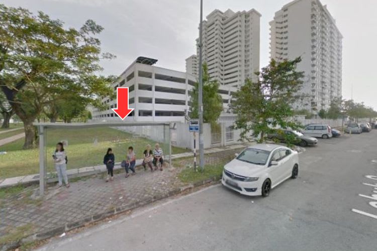 4 Panel Bus Shelter Billboard at Lebuh Sungai Pinang 1, Georgetown, Penang (4 panels)