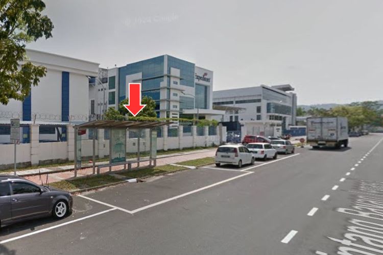 5 Panel Bus Shelter Billboard at Lintang Bayan Lepas 9, Bayan Lepas, Penang (5 panels)