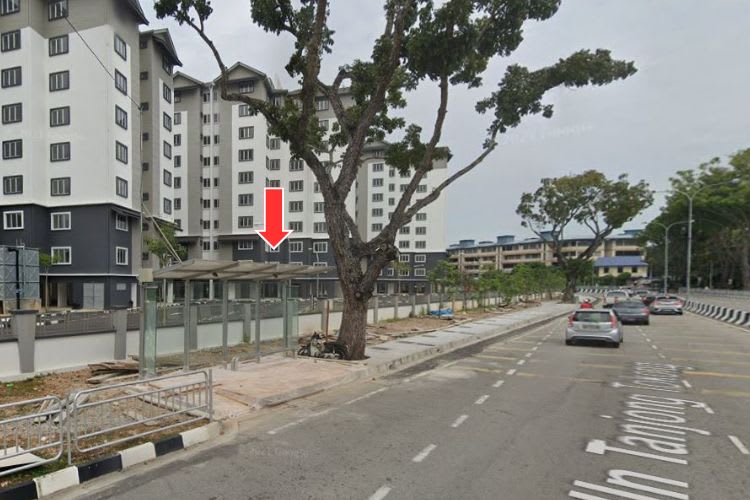 5 Panel Bus Shelter Billboard at Jalan Tanjung Tokong, Tanjung Tokong, Penang (5 panels)