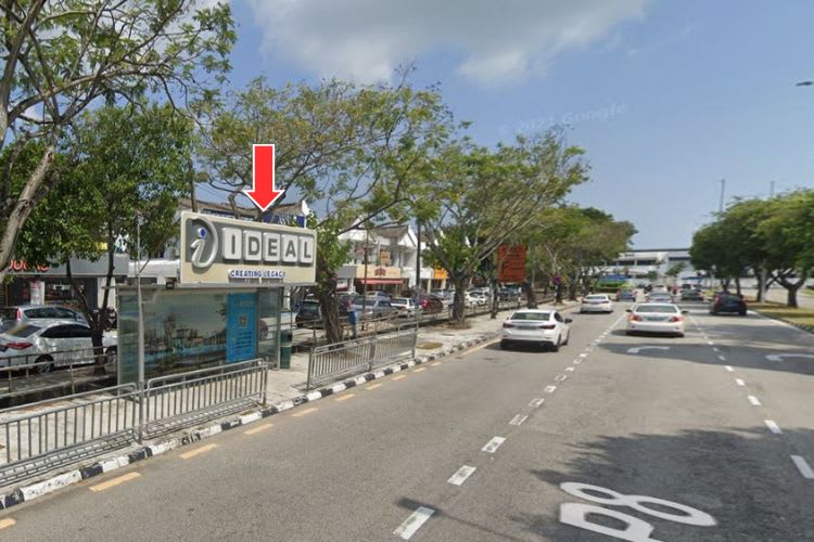 6 Panel Bus Shelter Billboard at Jalan Tengah, Bayan Lepas, Penang (4 panels, 2 side panels)