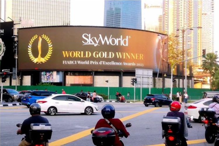 1 Panel Horizontal Digital Screen Billboard at Jalan Imbi / Jalan Sultan Ismail, Kuala Lumpur (near Berjaya Times Square & Park Royal)