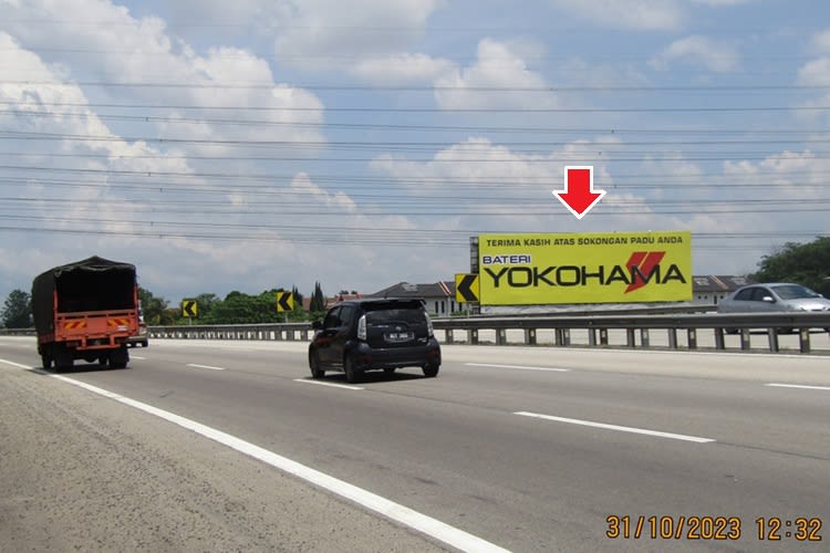 1 Panel Spectacular Billboard at NSE KM440.50, Rawang, Selangor (NB)