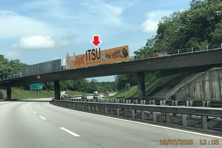 1 Sided Overhead Bridge Billboard at NSE KM390, Behrang, Perak (NB)