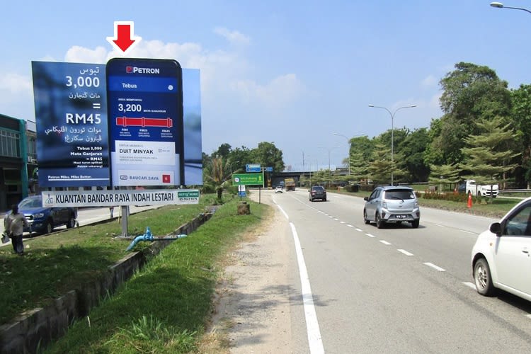 1 Sided Minipole Billboard at Jalan Gambang, Kuantan, Pahang (Near Exit to Jalan Bypass Kuantan)