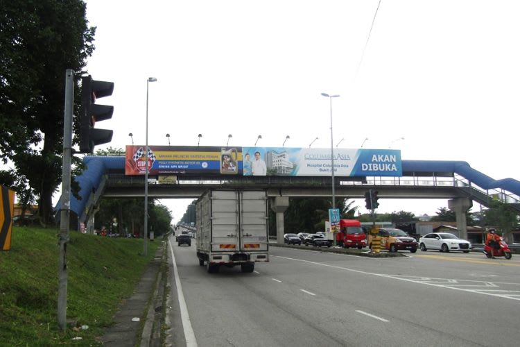 1 Sided Overhead Bridge Billboard at Jalan Puchong, Petaling Jaya, Selangor